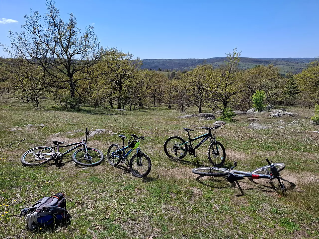 route_sakartsi_sakar-7-dolmens_10