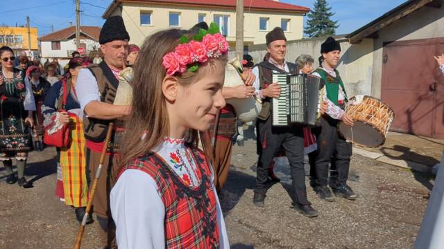 Трифон Зарезан в село Мезек