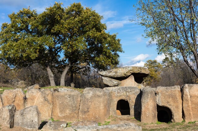 Мегалитната култура на Сакар